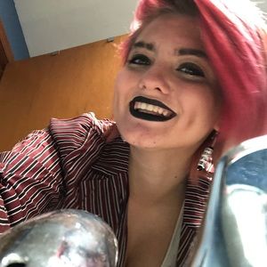 Meet your Posher, Alec